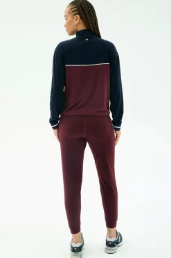 Airweight Jogger 7/8 with Piping