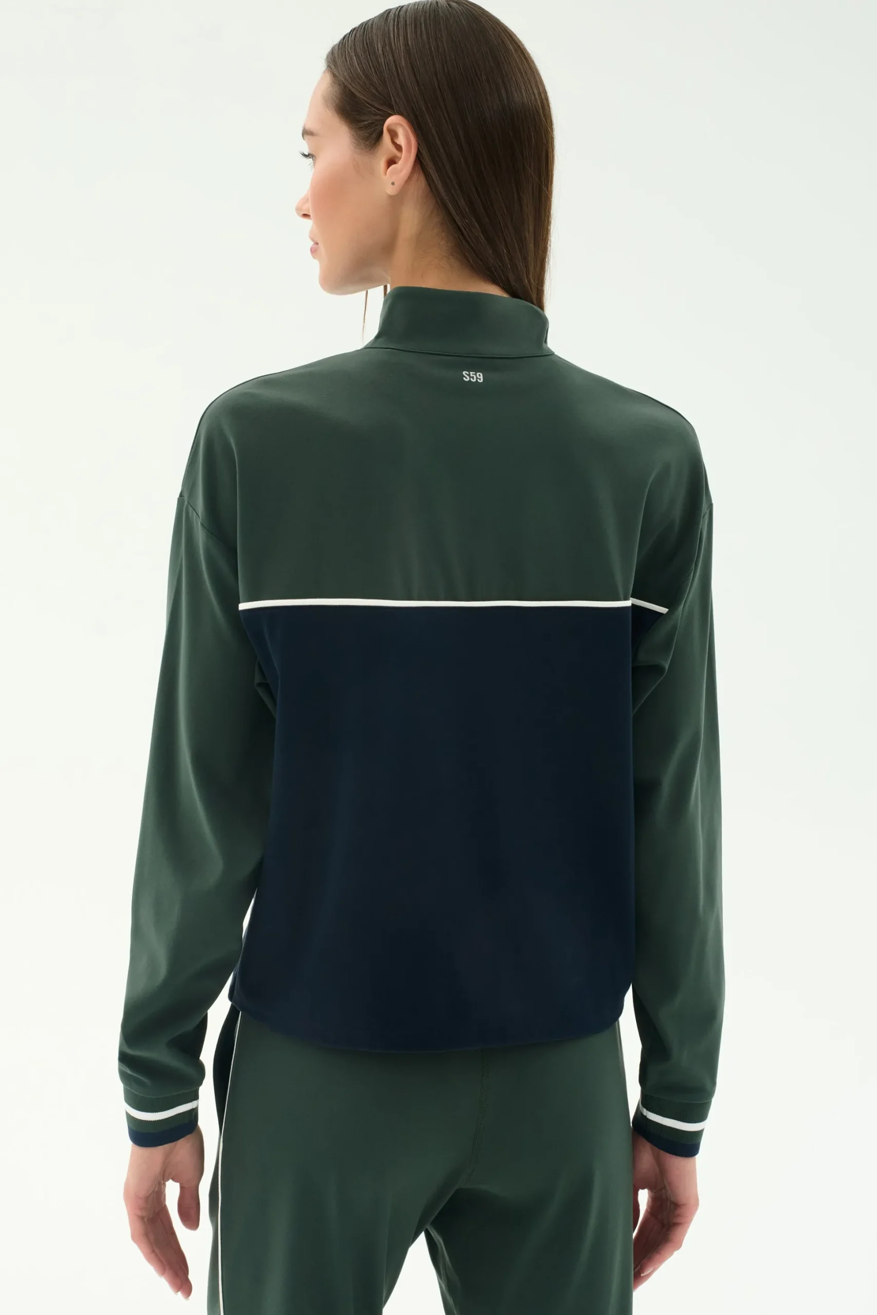 Millie Airweight Half Zip
